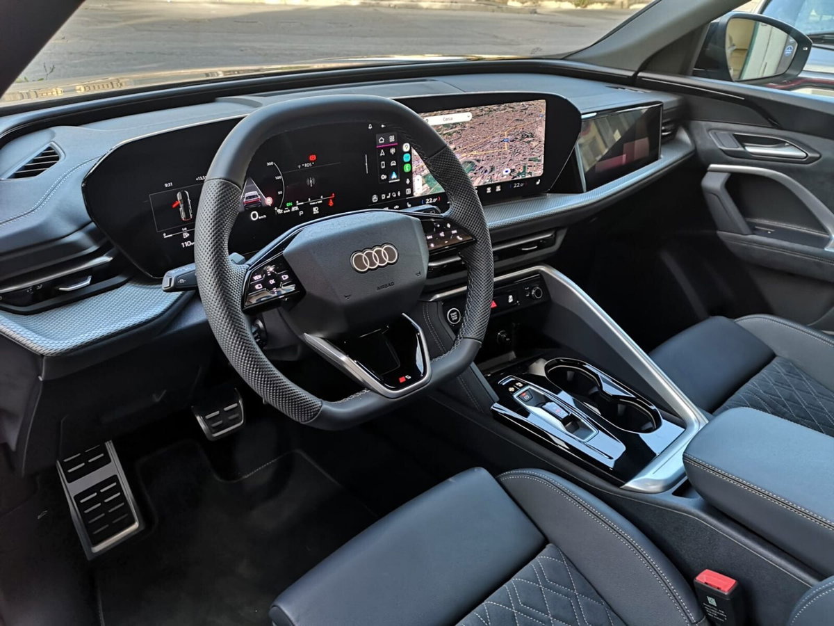 Audi Q5 Sportback 40 2.0 tdi mhev 12V S line Plus quattro s-tronic (18)