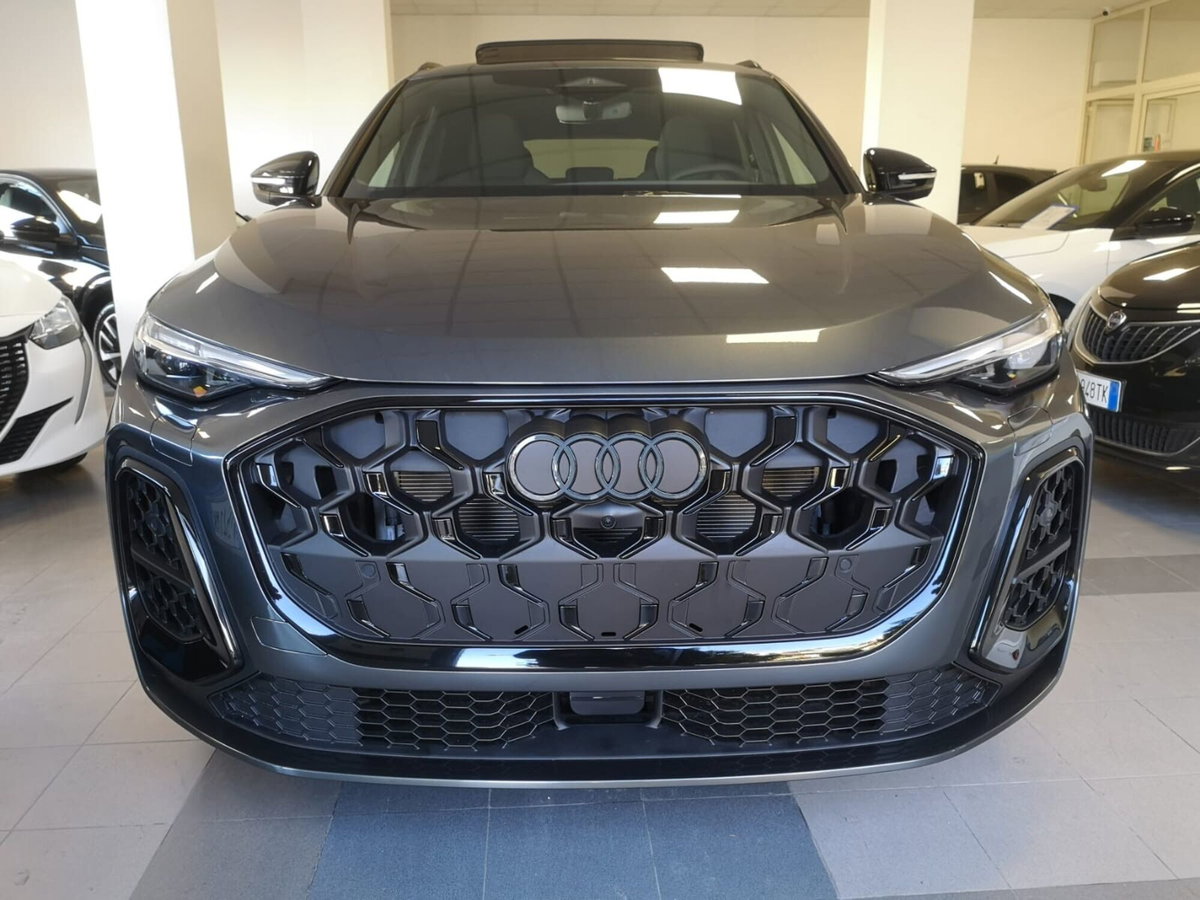Audi Q5 Sportback 40 2.0 tdi mhev 12V S line Plus quattro s-tronic (2)