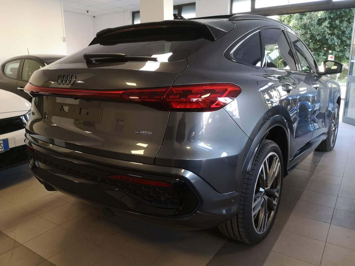 Audi Q5 Sportback 40 2.0 tdi mhev 12V S line Plus quattro s-tronic (7)