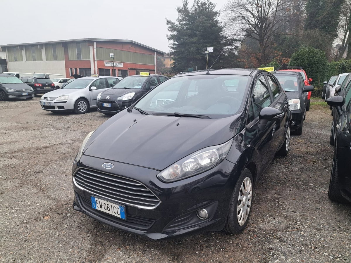 Ford Fiesta 1.5 TDCi 75CV 5 porte Titanium (5)