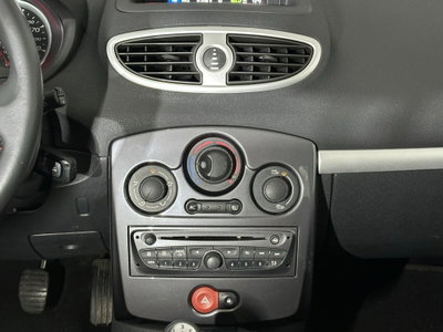 Renault Clio 1.5 dCi 75CV 5 porte Dynamique (11)