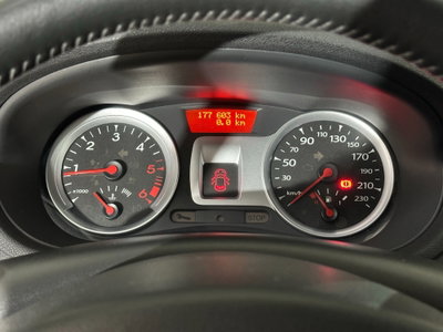 Renault Clio 1.5 dCi 75CV 5 porte Dynamique (14)