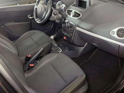 Renault Clio 1.5 dCi 75CV 5 porte Dynamique (9)