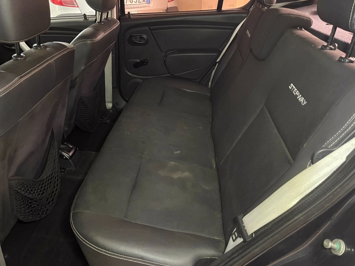 Dacia Sandero Stepway 1.6 8V GPL 85CV (13)
