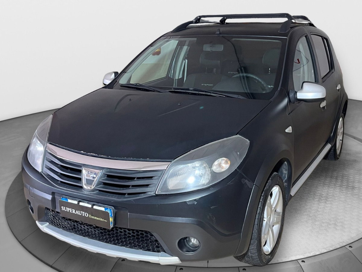 Dacia Sandero Stepway 1.6 8V GPL 85CV (2)