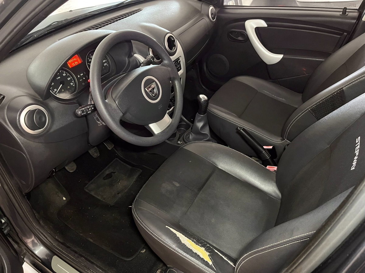 Dacia Sandero Stepway 1.6 8V GPL 85CV (7)