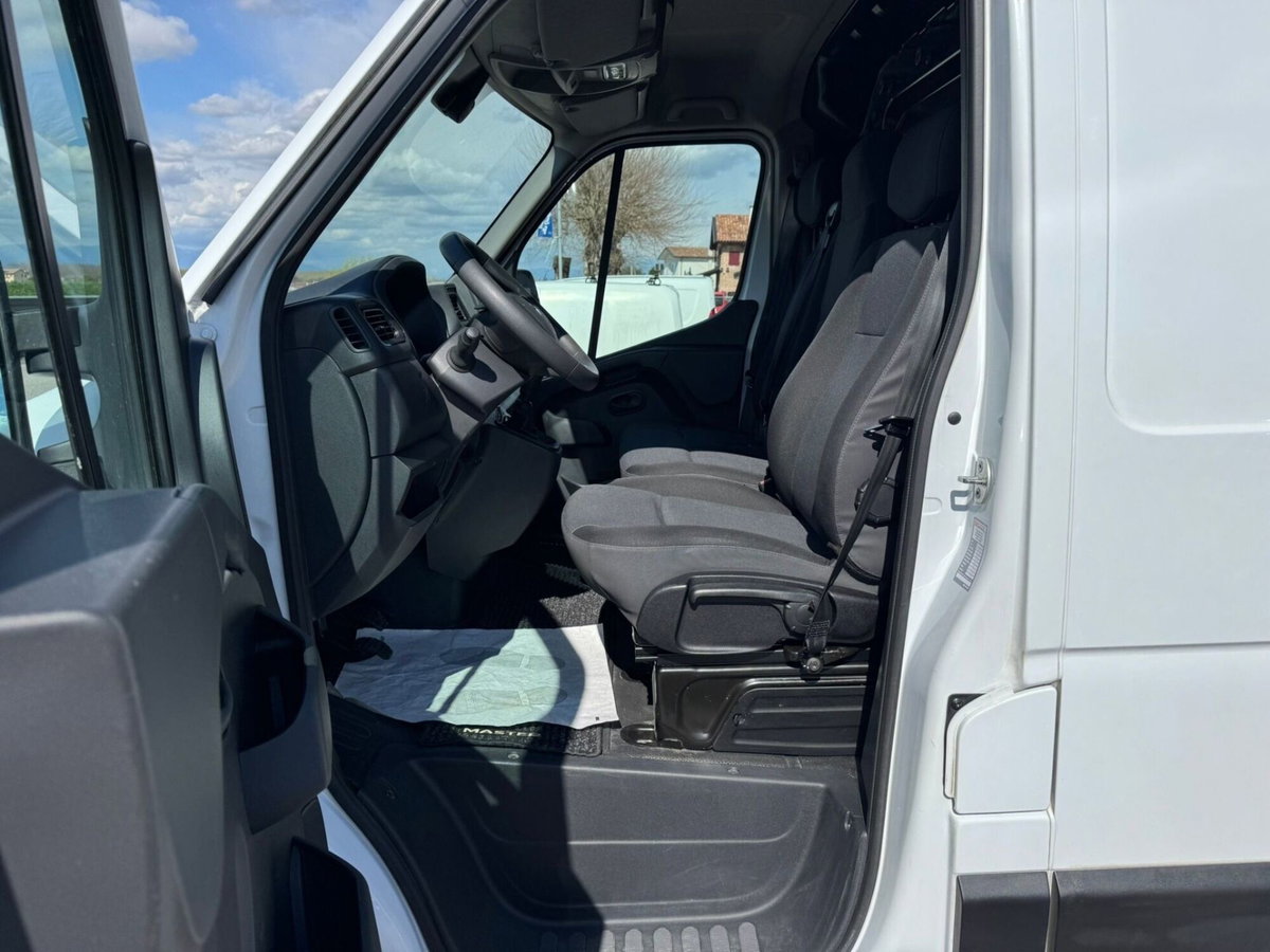 Renault Master Furgone T33 2.3 dCi 135 PM-TM Furgone Ice Plus (14)