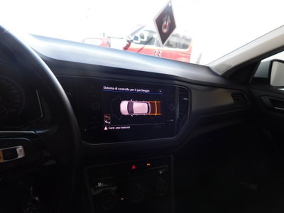 Volkswagen T-Roc 1.6 TDI SCR Business BlueMotion Technology (12)