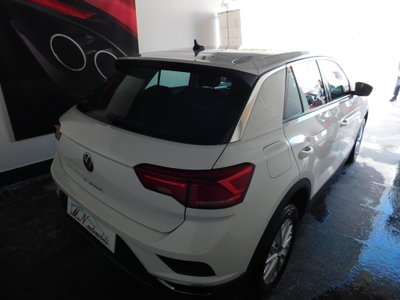Volkswagen T-Roc 1.6 TDI SCR Business BlueMotion Technology (4)