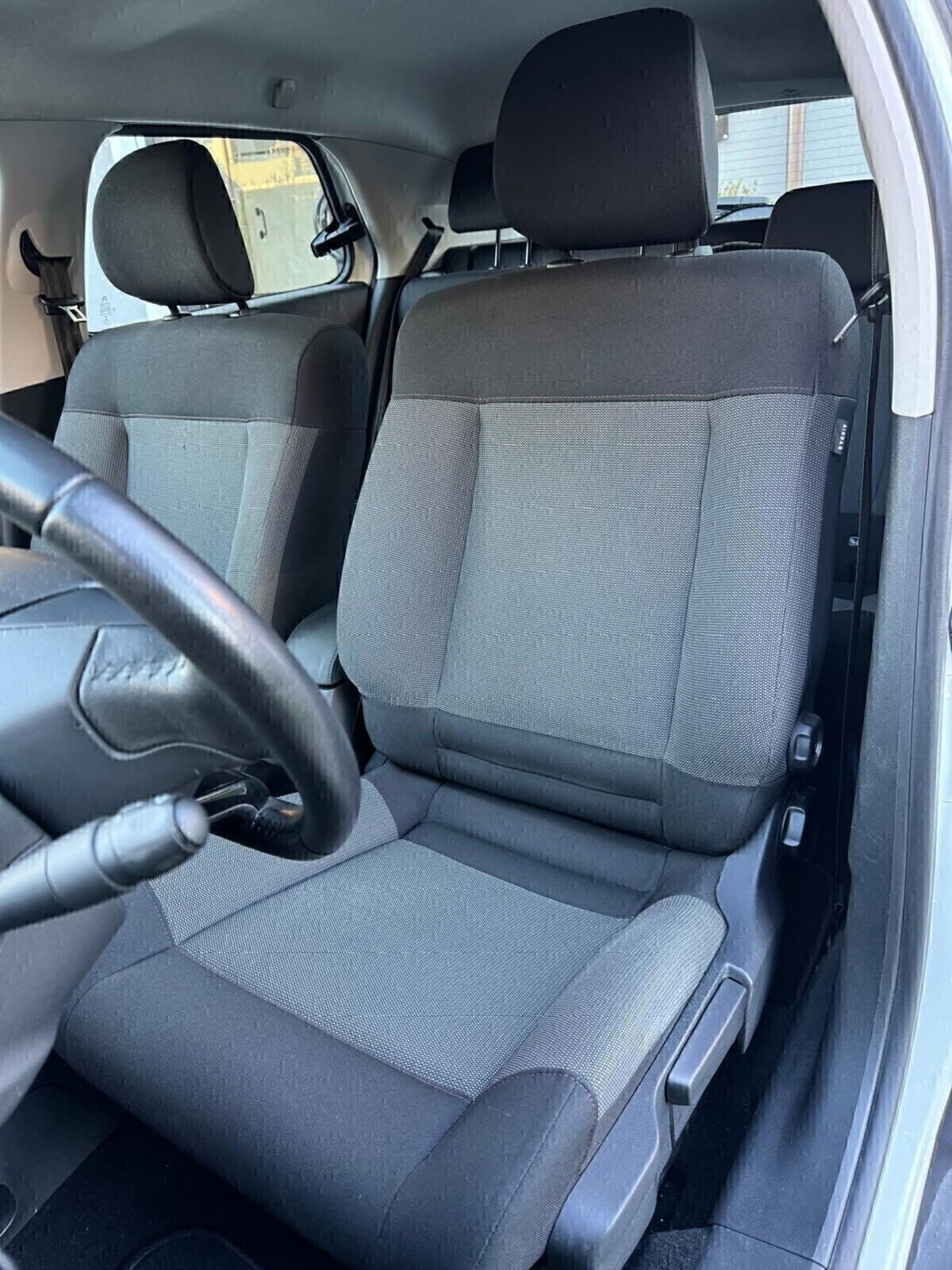 Citroen C4 Cactus BlueHDi 120 S&S EAT6 Shine Pack (18)