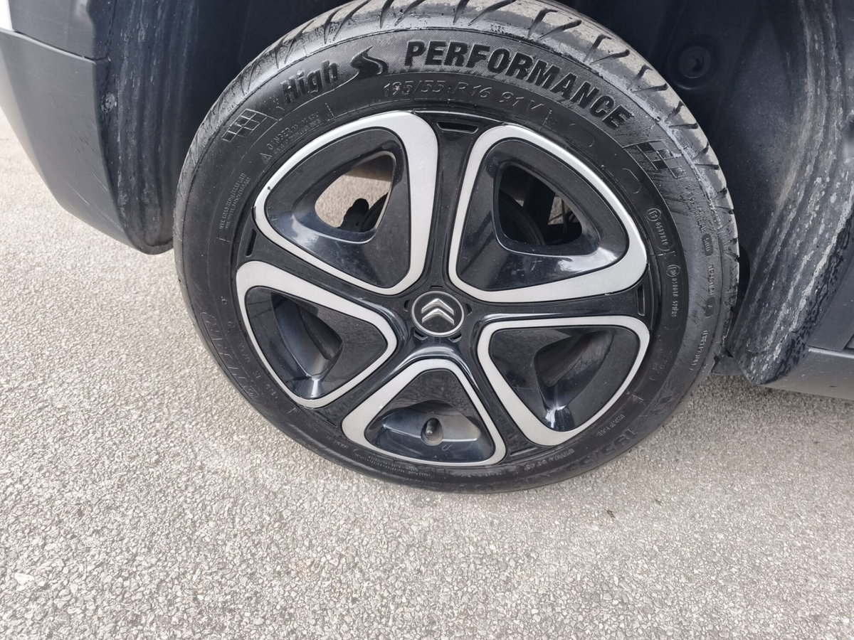 Citroen C3 Aircross PureTech 110 S&S Shine Pack (12)