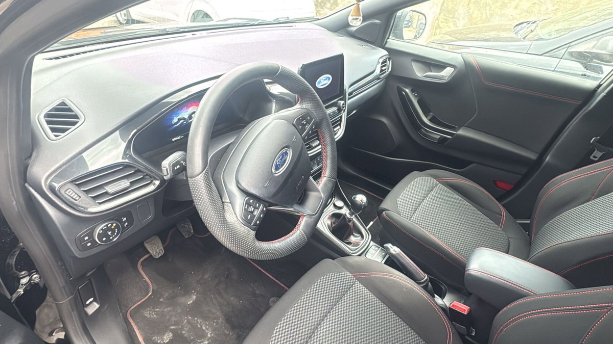 Ford Puma 1.0 EcoBoost Hybrid 125 CV S&S aut. ST-Line X (10)