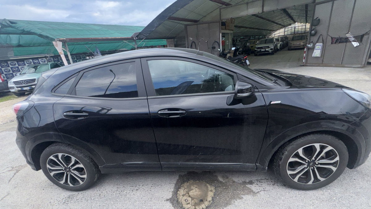 Ford Puma 1.0 EcoBoost Hybrid 125 CV S&S aut. ST-Line X (7)