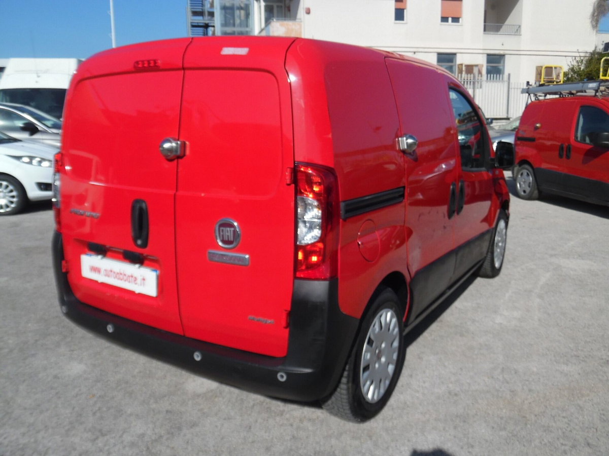 Fiat Fiorino Furgone cargo 1.3 mjt 95cv Adventure (9)