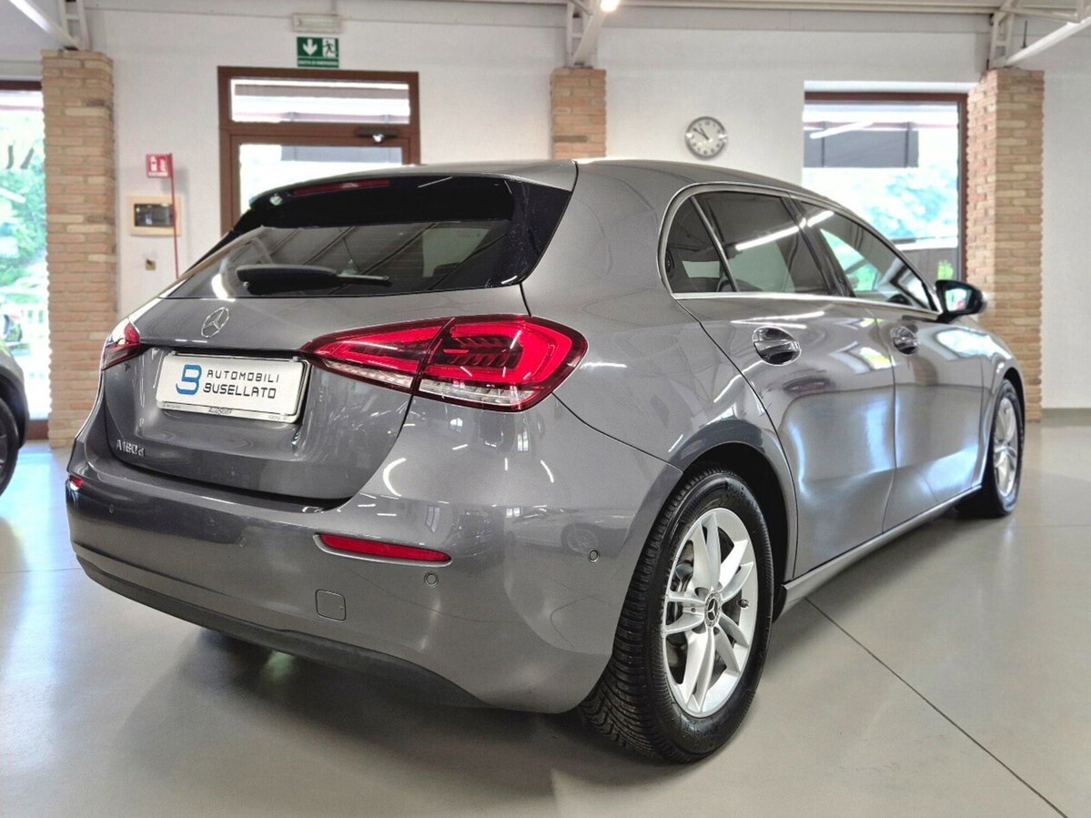 Mercedes-Benz Classe A 180 d Automatic Sport (14)