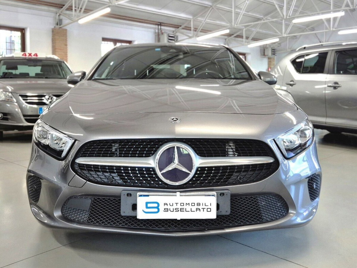 Mercedes-Benz Classe A 180 d Automatic Sport (2)