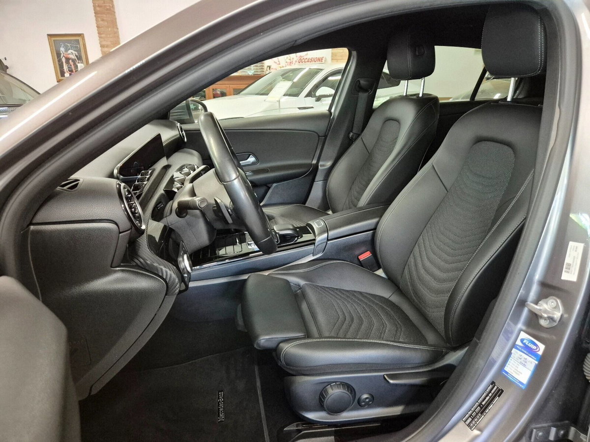 Mercedes-Benz Classe A 180 d Automatic Sport (4)