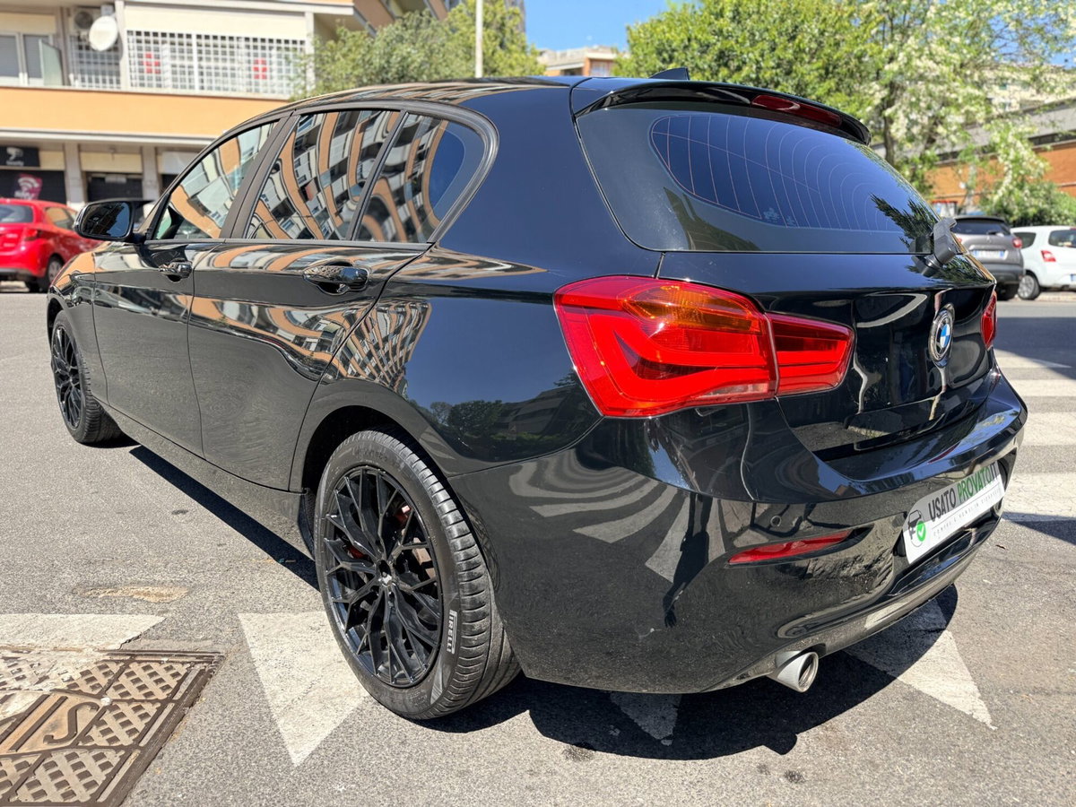 BMW Serie 1 116d 2.0 116CV cat 5 porte Attiva DPF (3)
