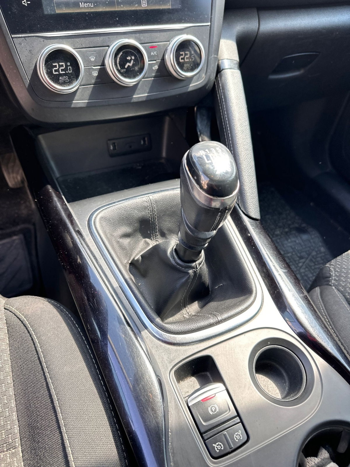 Renault Kadjar dCi 8V 115CV EDC Sport Edition (11)