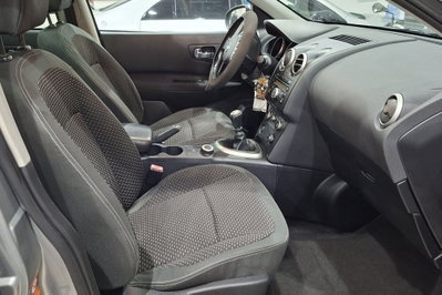 Nissan Qashqai 2.0 dCi DPF Acenta (12)