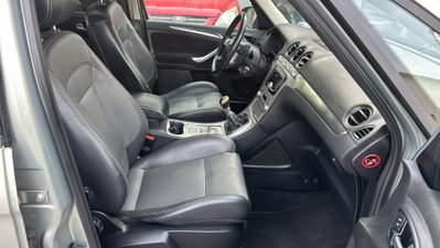 Ford Galaxy 2.0 TDCi 140 CV Ghia DPF (10)