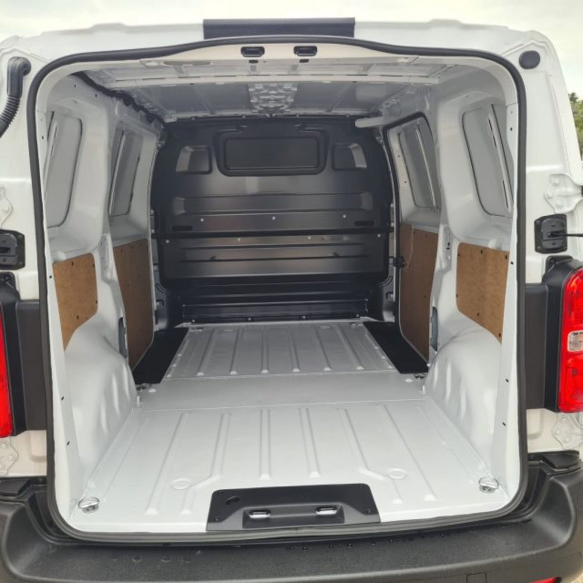 Fiat Scudo Furgone ce 1.5 bluehdi 120cv L3H1 (14)