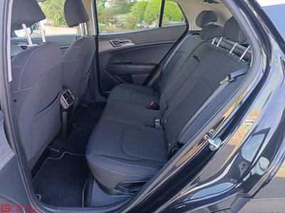 Kia Sportage 1.6 crdi mhev Business dct (6)