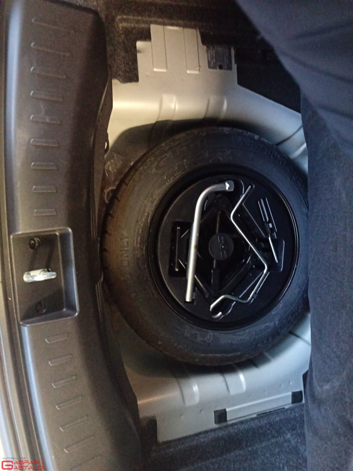 Lancia Ypsilon 1.0 FireFly 5 porte S&S Hybrid Ecochic Gold (6)