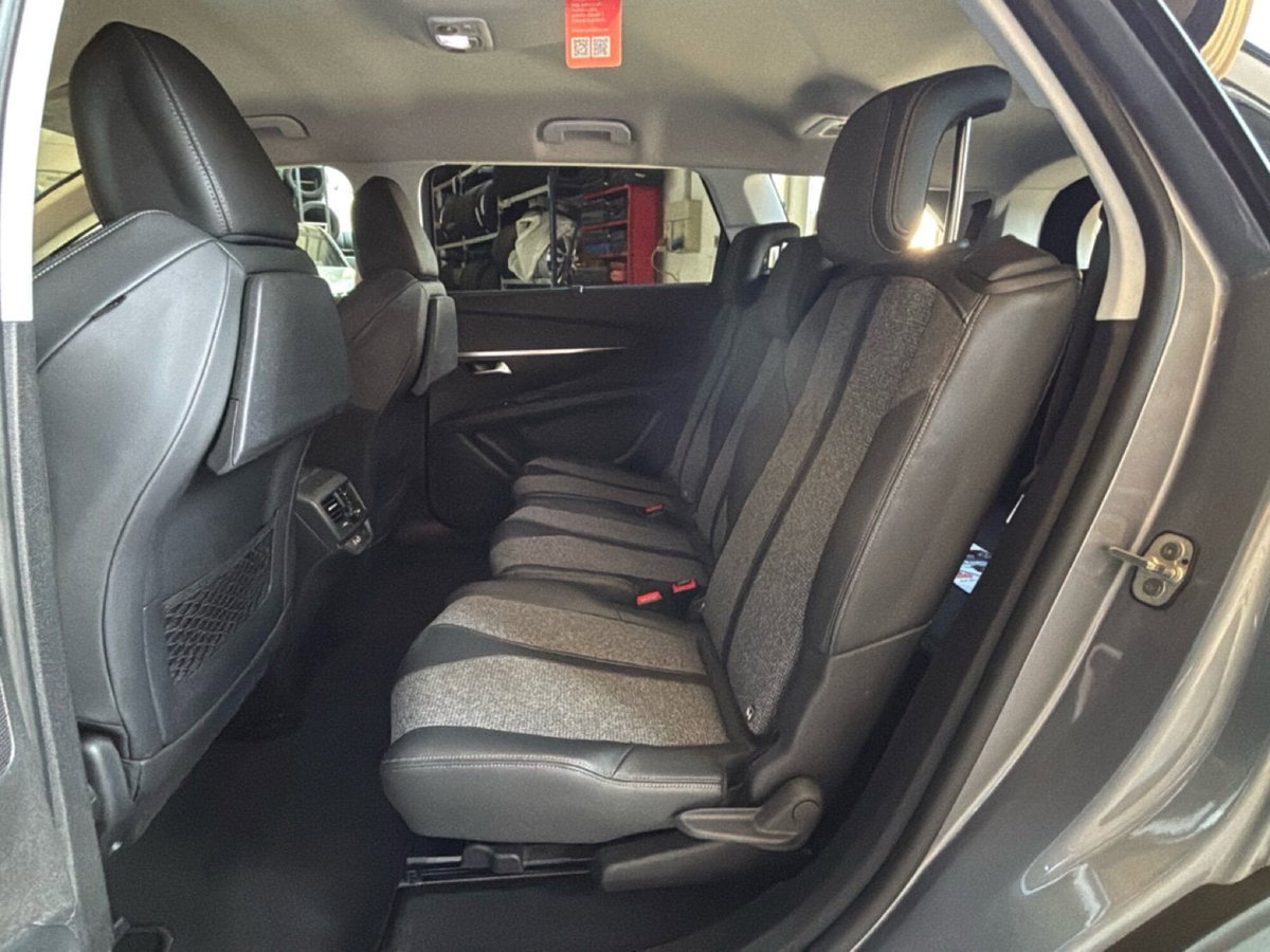 Peugeot 5008 BlueHDi 130 S&S EAT8 Allure (11)