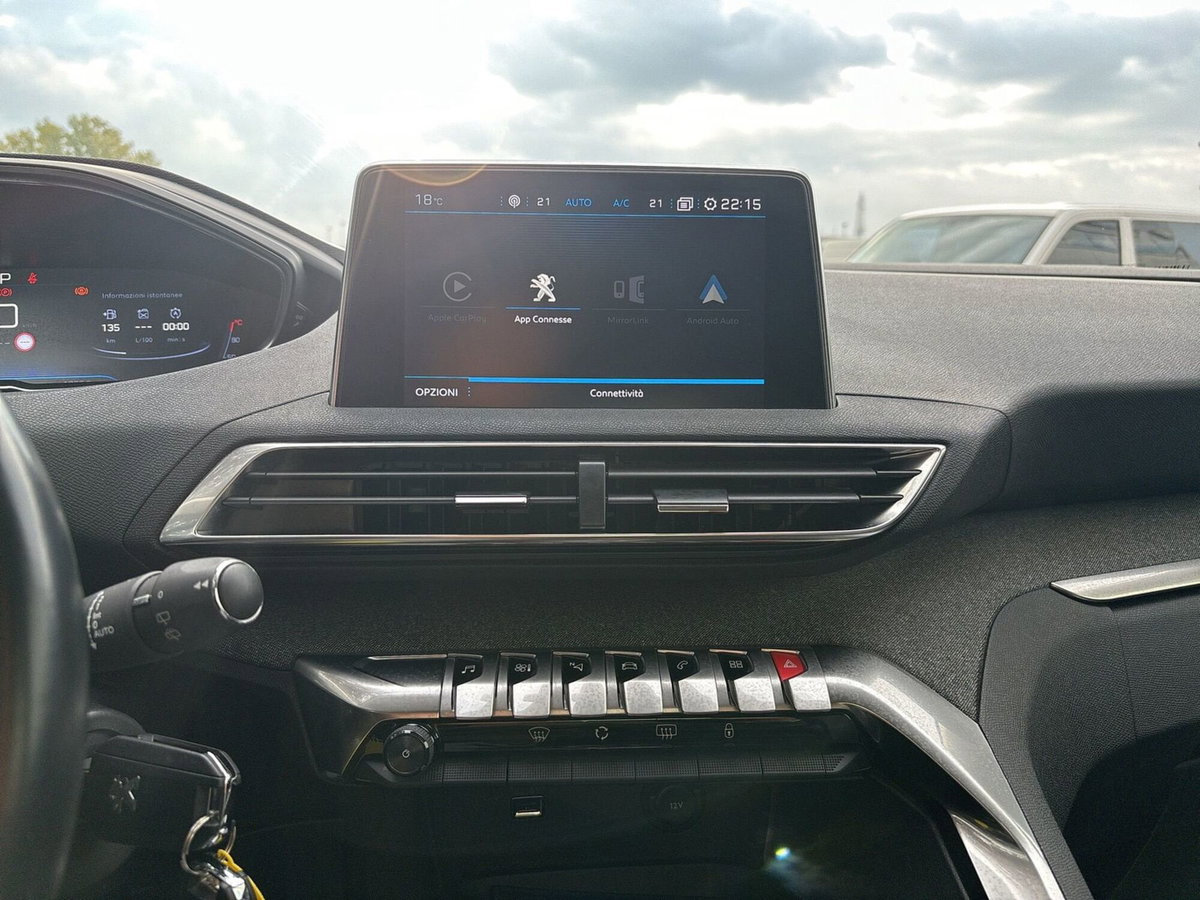 Peugeot 5008 BlueHDi 130 S&S EAT8 Allure (17)