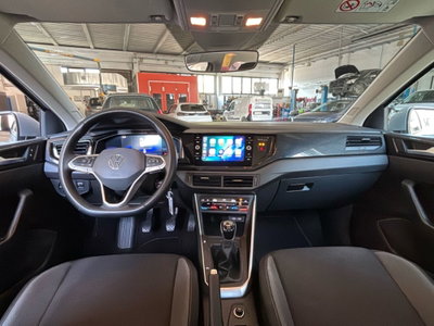 Volkswagen Polo 1.0 tsi Life 95cv (12)