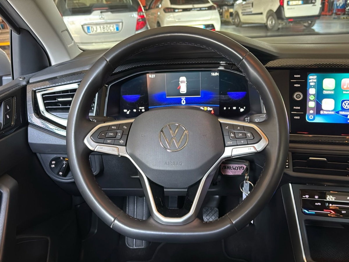 Volkswagen Polo 1.0 tsi Life 95cv (19)