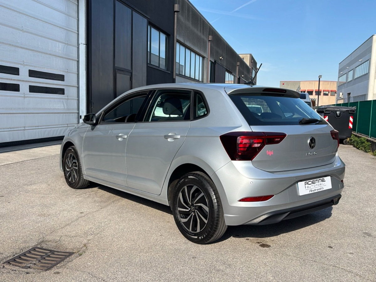 Volkswagen Polo 1.0 tsi Life 95cv (6)
