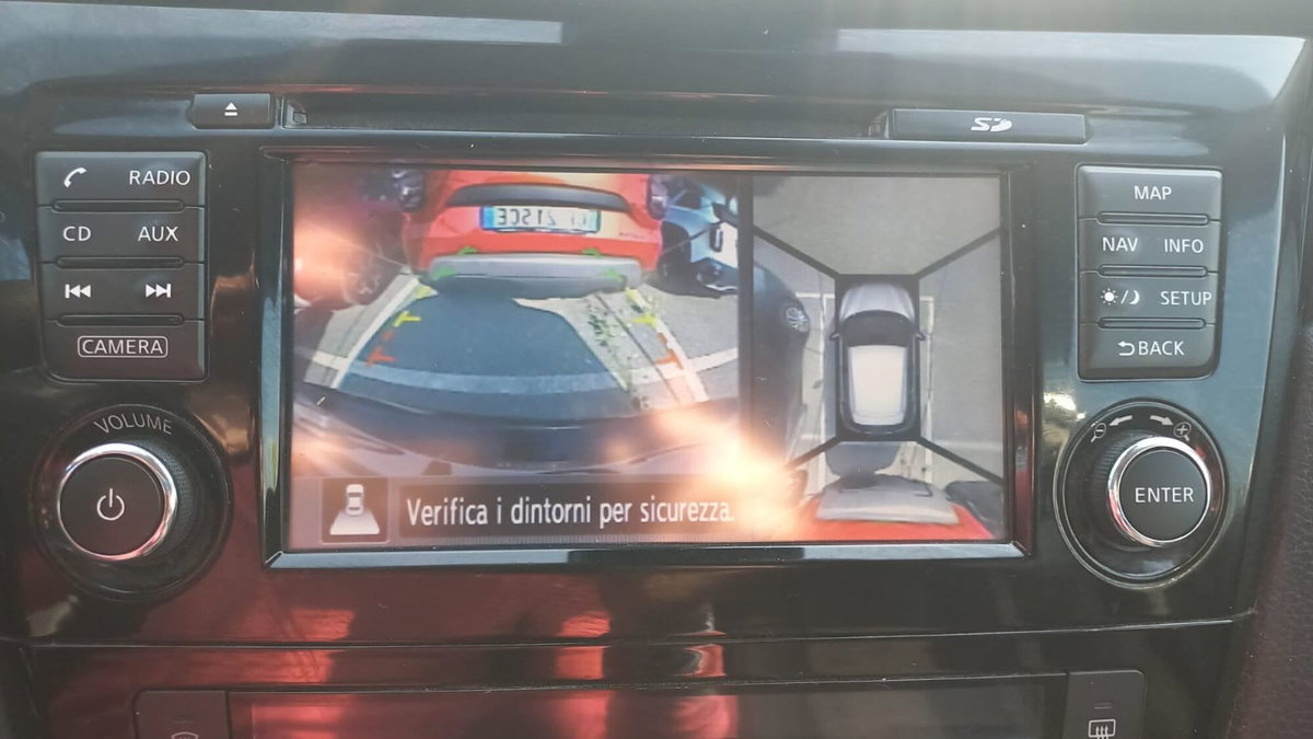 Nissan Qashqai 1.6 dCi 4WD Acenta Premium (13)