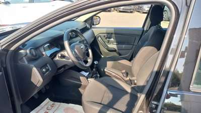 Dacia Duster 1.0 TCe 100 CV ECO-G 4x2 Comfort (5)