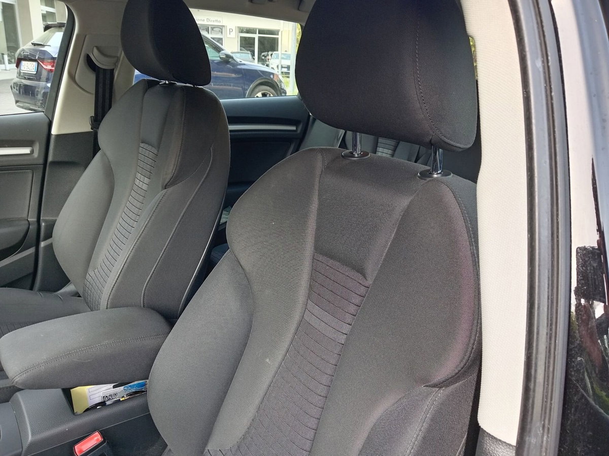 Audi A3 1.6 TDI clean diesel S tronic Ambition (12)