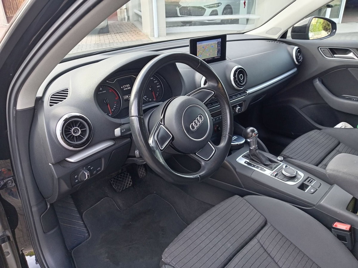 Audi A3 1.6 TDI clean diesel S tronic Ambition (14)