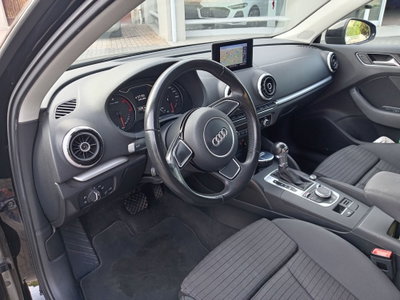 Audi A3 1.6 TDI clean diesel S tronic Ambition (14)