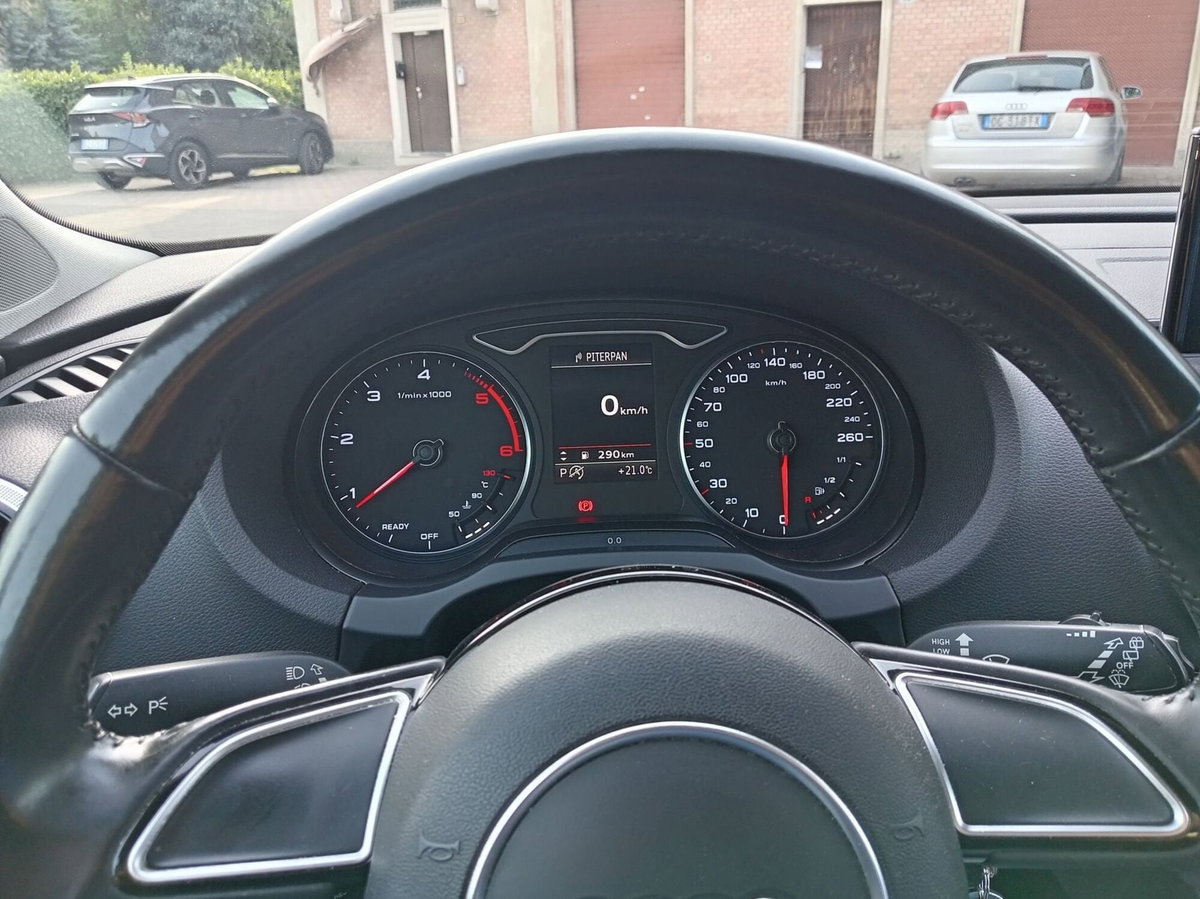 Audi A3 1.6 TDI clean diesel S tronic Ambition (17)