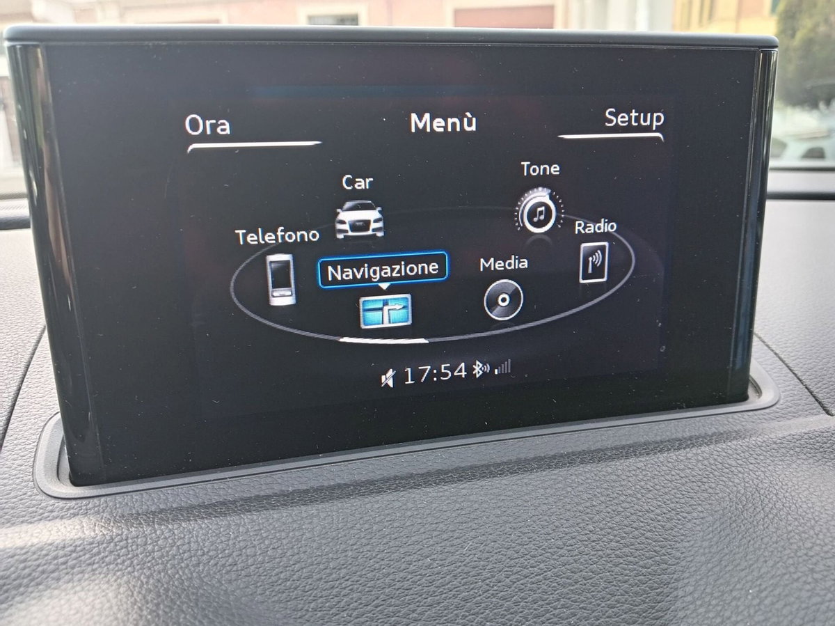 Audi A3 1.6 TDI clean diesel S tronic Ambition (18)