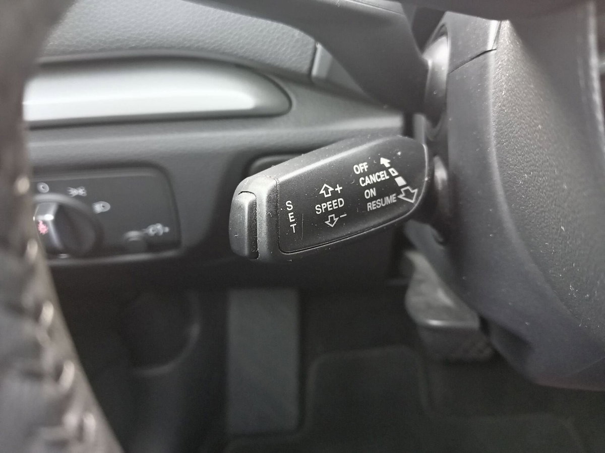 Audi A3 1.6 TDI clean diesel S tronic Ambition (19)