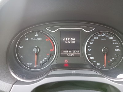Audi A3 1.6 TDI clean diesel S tronic Ambition (2)