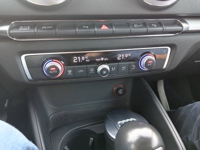 Audi A3 1.6 TDI clean diesel S tronic Ambition (20)