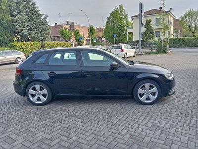 Audi A3 1.6 TDI clean diesel S tronic Ambition (7)