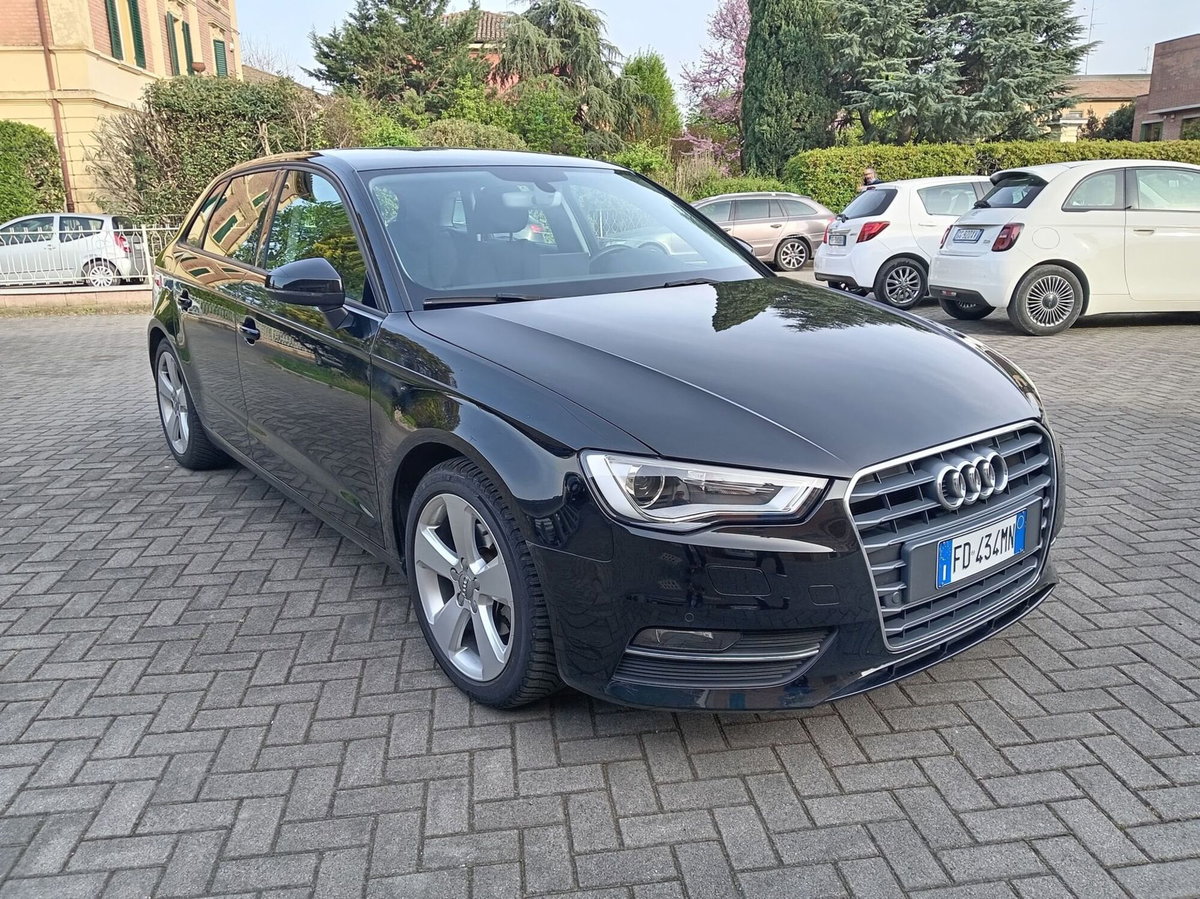 Audi A3 1.6 TDI clean diesel S tronic Ambition (8)