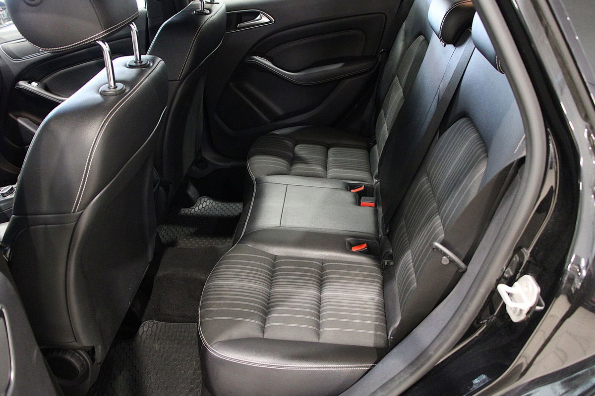 Mercedes-Benz Classe B 180 CDI Premium (11)