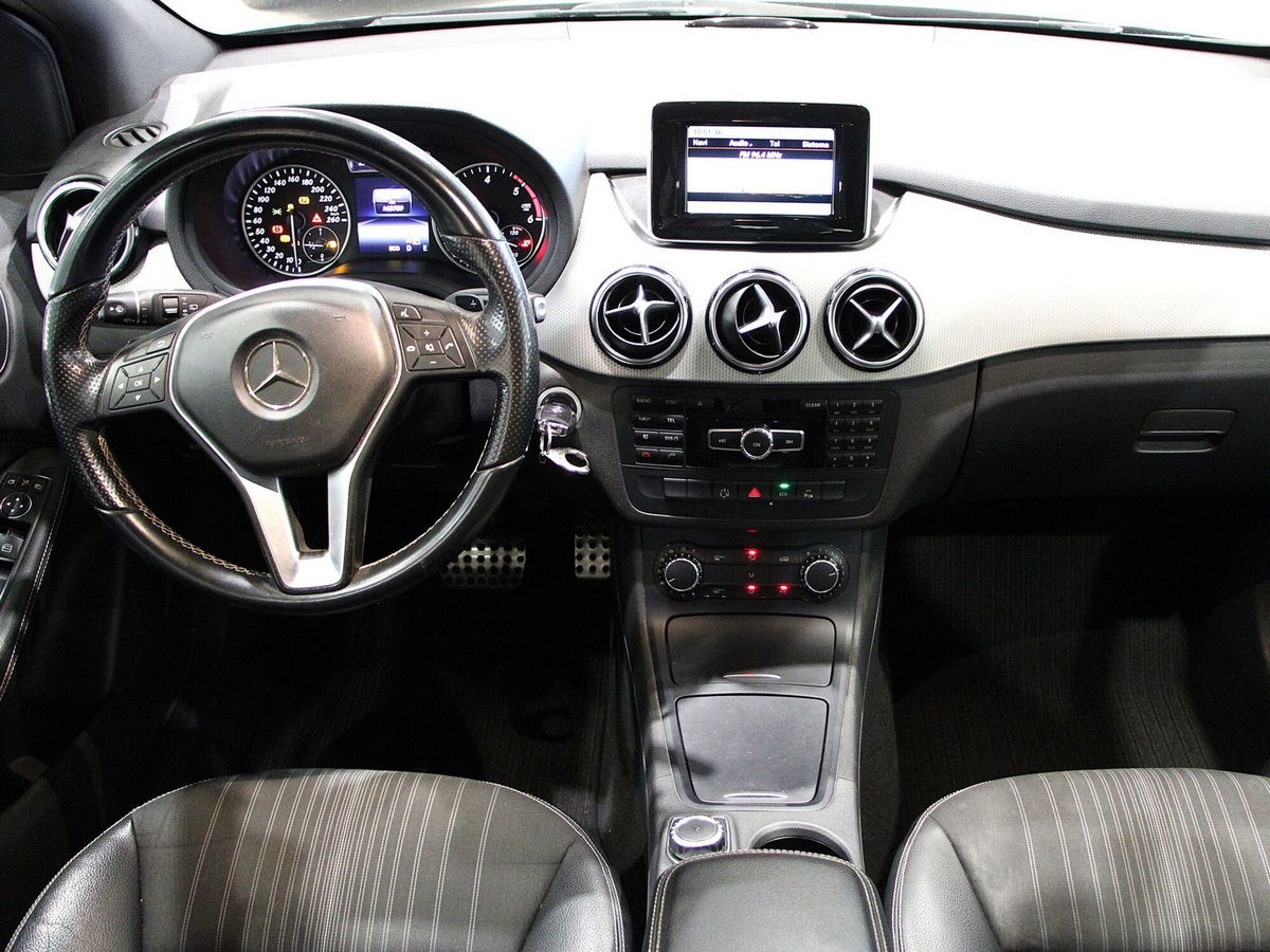 Mercedes-Benz Classe B 180 CDI Premium (8)