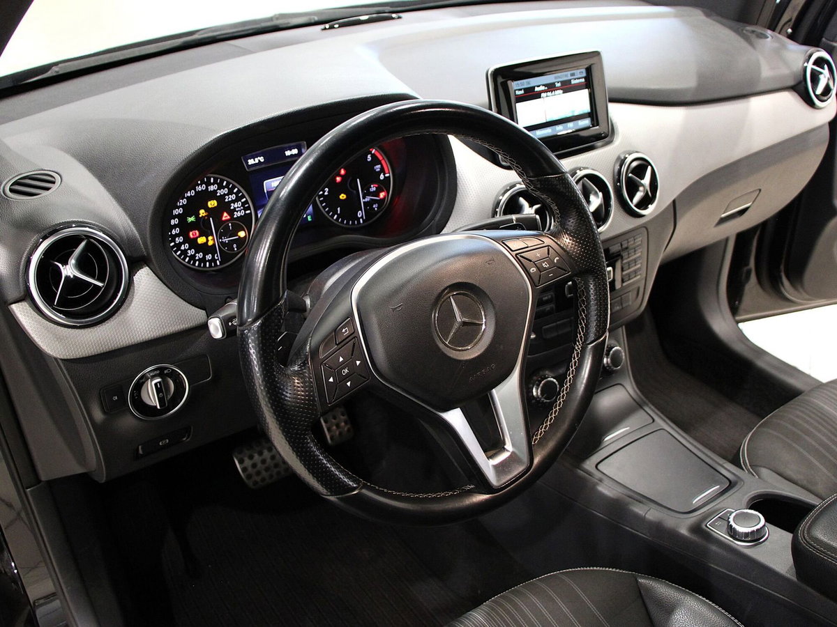 Mercedes-Benz Classe B 180 CDI Premium (9)