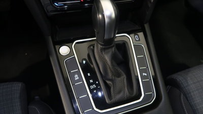 Volkswagen Passat Variant 2.0 TDI SCR 122 CV EVO DSG Business (20)