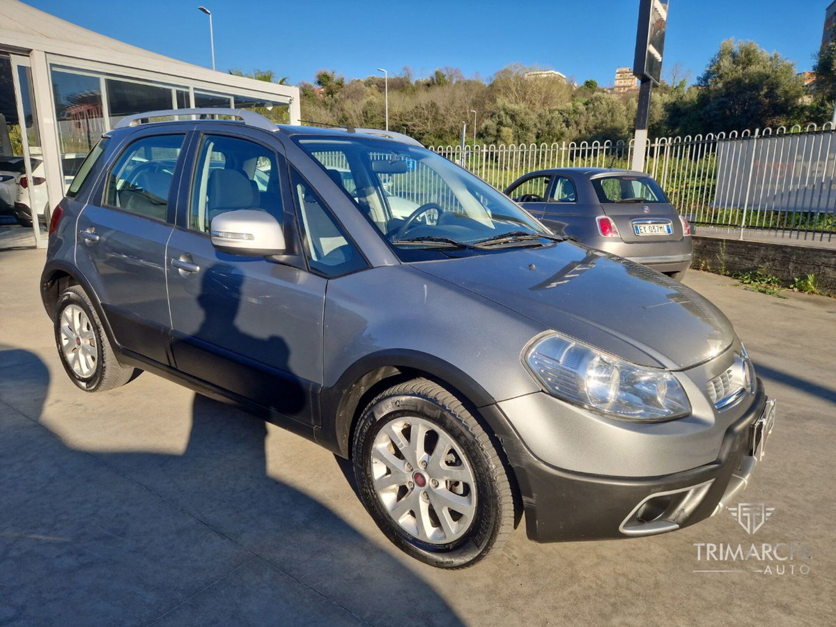 Fiat Sedici 2.0 MJT 16V DPF 4x4 Emotion (3)